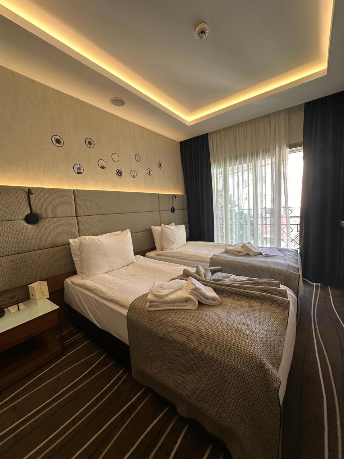 Cihangir Hotel Bosphorus Istanbul Exterior photo