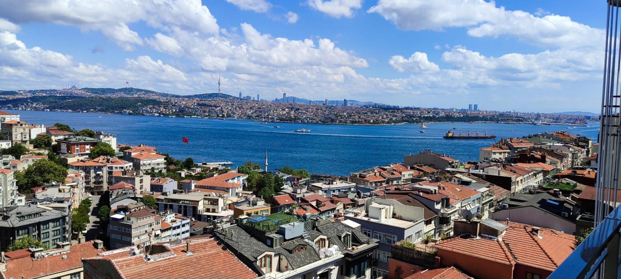 Cihangir Hotel Bosphorus Istanbul Exterior photo
