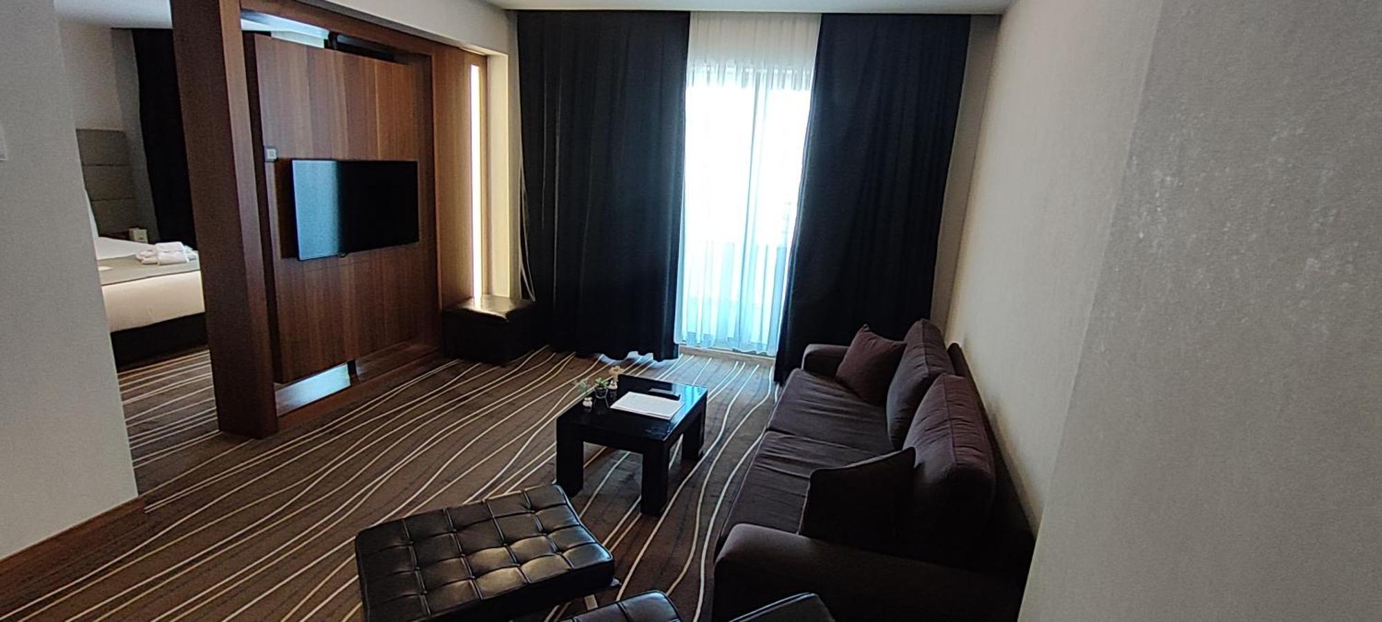 Cihangir Hotel Bosphorus Istanbul Exterior photo